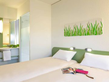 Hotel Ibis Kurfuerstendamm - Neu Renoviert Berlino