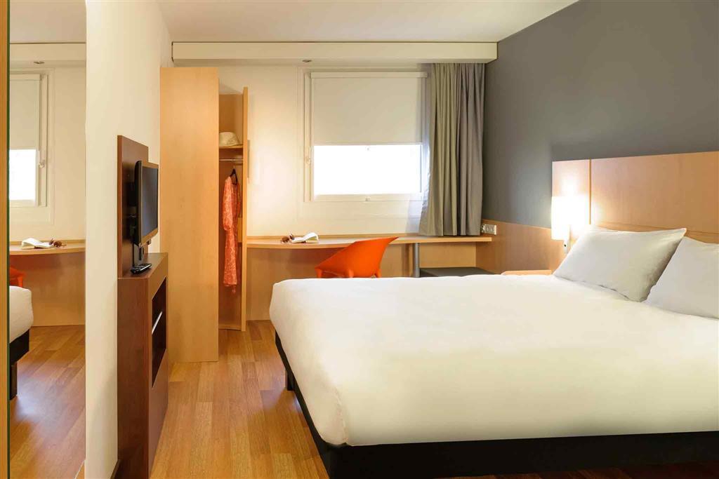 Hotel Ibis Kurfuerstendamm - Neu Renoviert Berlino